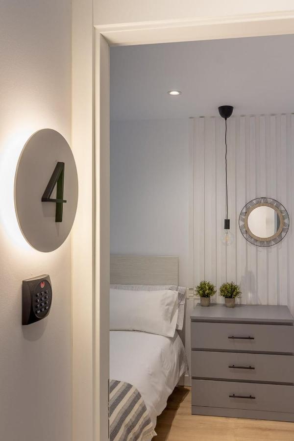 Room4You Oviedo By Asturias Holidays ภายนอก รูปภาพ